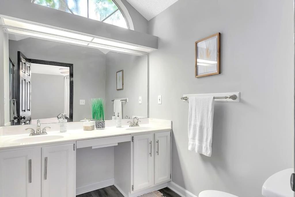 Good Karma Rentals - Renovated Ksu House Next To Interstate 75 Quiet Nhood Tm Kennesaw Eksteriør billede
